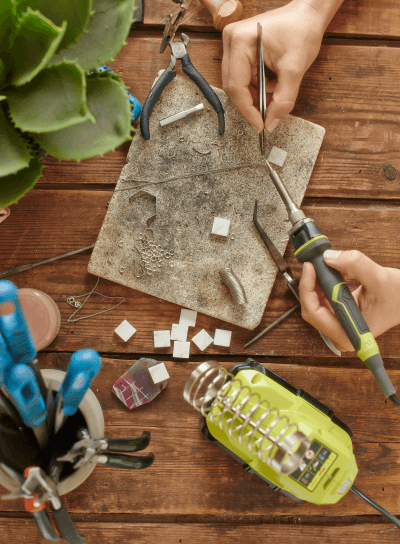 ĮGYVENDINKITE SAVO IDĖJAS