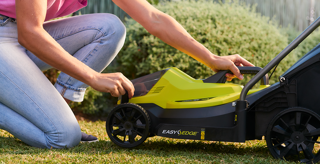 ONE+ belaidė vejapjovė