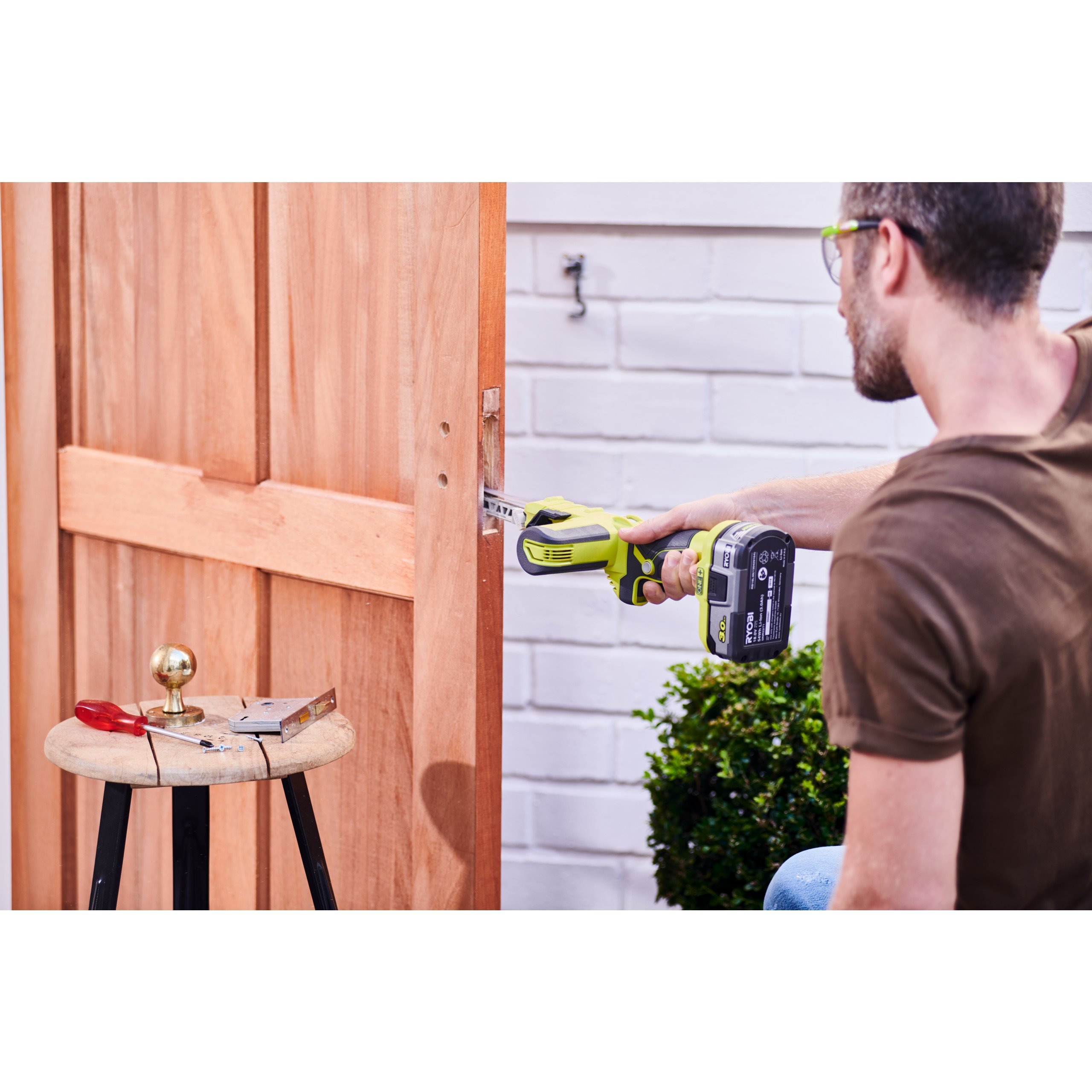 Hyvel och fräsverktyg | Elverktyg | Ryobi verktyg Hyvel och fräsverktyg | Elverktyg | Ryobi verktyg